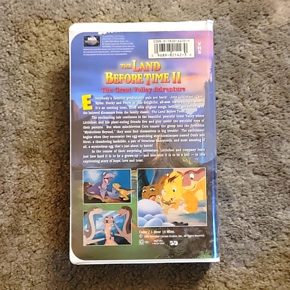 The Land Before Time II VHS - Picture 2 of 5